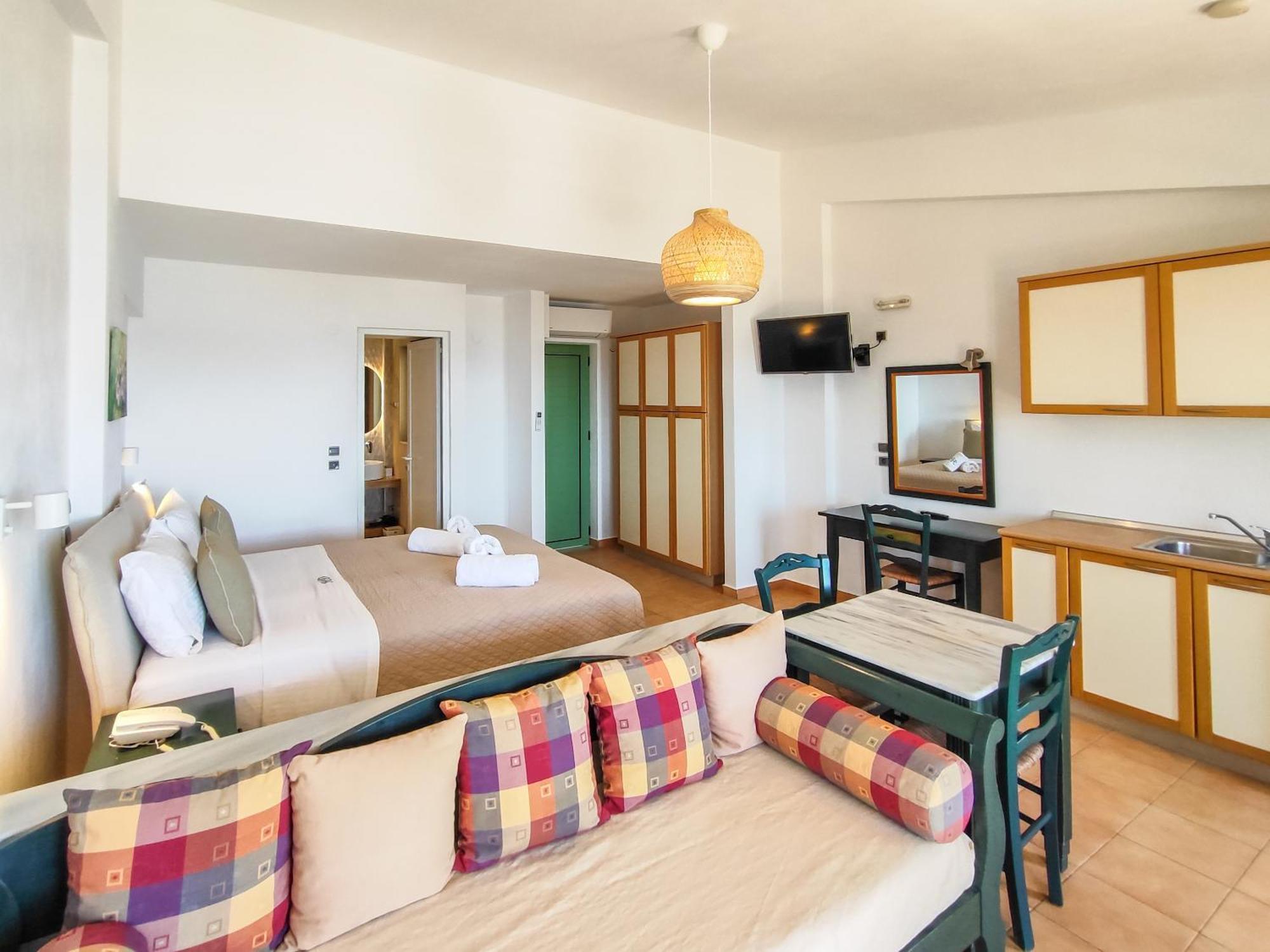Hotel Dafni Szkiáthosz Kültér fotó