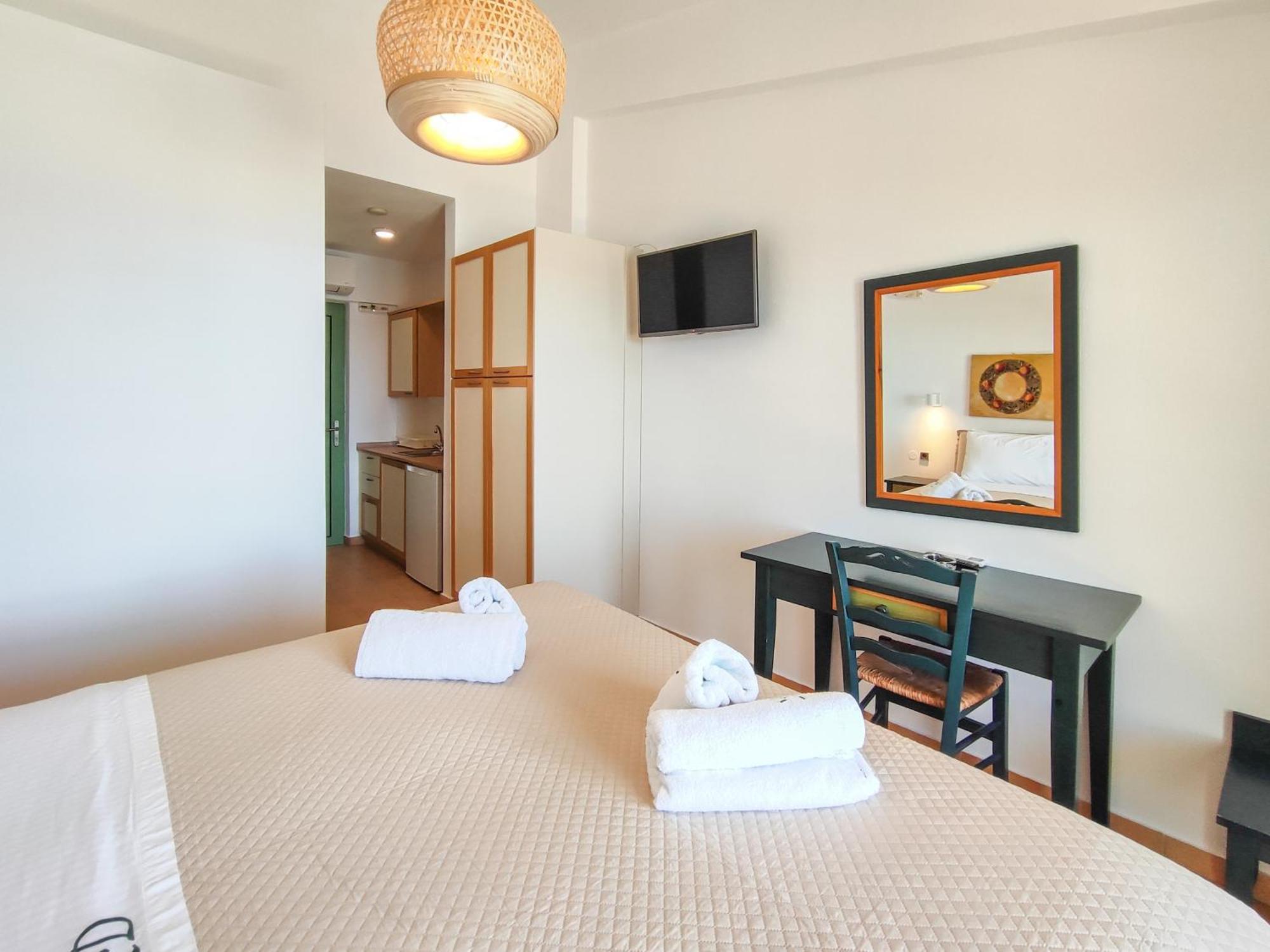 Hotel Dafni Szkiáthosz Kültér fotó